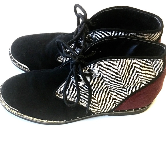 Very Volatile Zebra Print Bootie - Picture 1 of 6